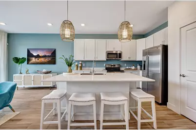 608 Waters Edge Lane #2202, Port Saint Lucie, FL 34983 - Photo 2