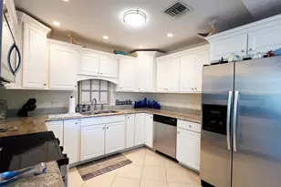3541 NE Ocean Blvd NE, Jensen Beach, FL 34957 - Photo 16