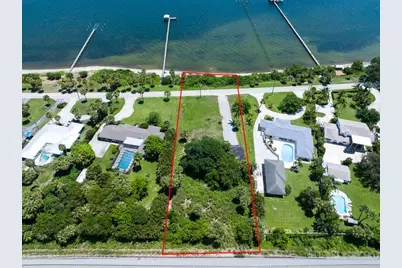 1811 S Indian River Drive, Fort Pierce, FL 34950 - Photo 1