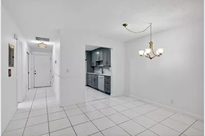 13942 Via Flora #B, Delray Beach, FL 33484 - Photo 10
