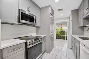 13942 Via Flora, Delray Beach, FL 33484 - Photo 2