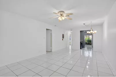 13942 Via Flora #B, Delray Beach, FL 33484 - Photo 12