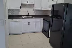 9273 SW 8th St, Boca Raton, FL 33428 - Photo 4