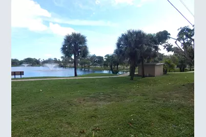 225 Bonnie Boulevard #204, Lake Worth Beach, FL 33461 - Photo 32