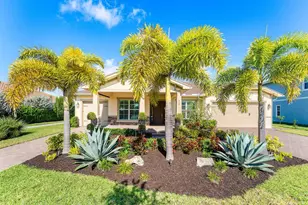 940 Hookline Cir, Loxahatchee, FL 33470 - Photo 2