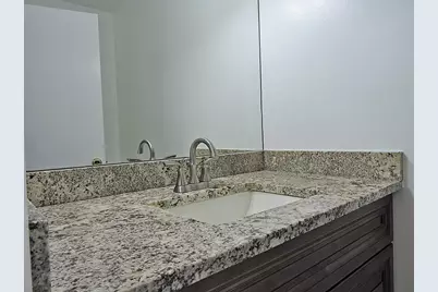 5040 Society Place E #E, West Palm Beach, FL 33415 - Photo 2