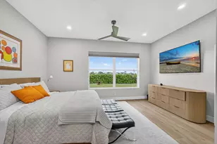 945 Bear Island Cir, West Palm Beach, FL 33409 - Photo 16