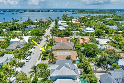 216 Summa Street, West Palm Beach, FL 33405 - Photo 2