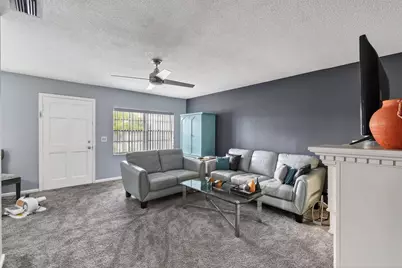 10000 Meridian Way N #15, Palm Beach Gardens, FL 33410 - Photo 8