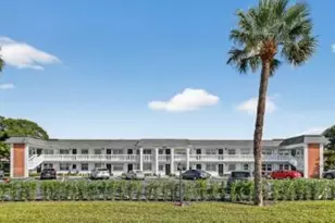 10000 Meridian Way N, Palm Beach Gardens, FL 33410 - Photo 6