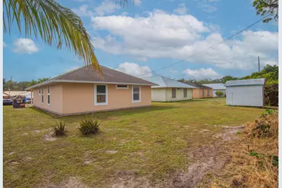 426 15th Lane SW, Vero Beach, FL 32962 - Photo 30