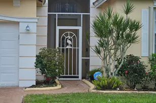 397 SW Lakeforest Way N, Port Saint Lucie, FL 34986 - Photo 2