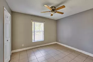 1407 SE Grapeland Ave, Port Saint Lucie, FL 34952 - Photo 14