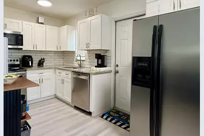 5909 Pinewood Avenue, West Palm Beach, FL 33407 - Photo 8