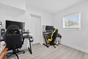 5909 Pinewood Ave, West Palm Beach, FL 33407 - Photo 20