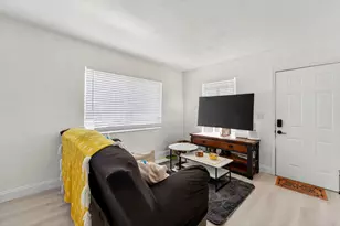 5909 Pinewood Ave, West Palm Beach, FL 33407 - Photo 6