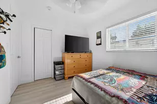 5909 Pinewood Ave, West Palm Beach, FL 33407 - Photo 18