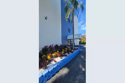 105 S Riverside Drive #302, Pompano Beach, FL 33062 - Photo 2