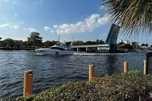 105 S Riverside Dr, Pompano Beach, FL 33062 - Photo 30