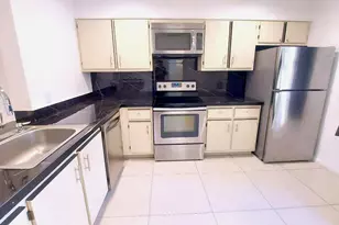 1203 Lakeview Dr E, Royal Palm Beach, FL 33411 - Photo 4