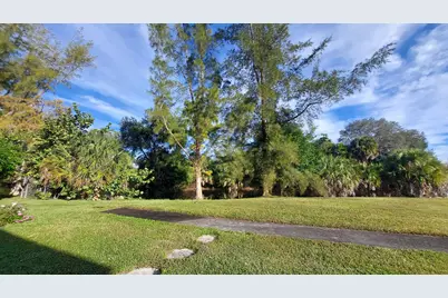 1203 Lakeview Drive E #1203, West Palm Beach, FL 33411 - Photo 22