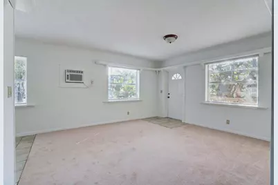 700 N Hepburn Avenue N, Jupiter, FL 33458 - Photo 6