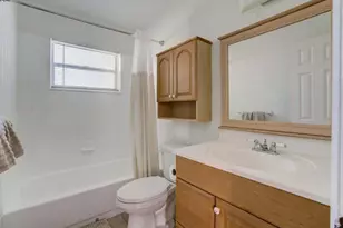 700 N Hepburn Ave N, Jupiter, FL 33458 - Photo 14