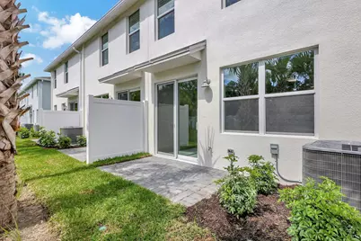5694 SE Edgewater Circle, Stuart, FL 34997 - Photo 22