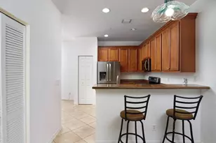 261 E Bay Cedar Cir, Jupiter, FL 33458 - Photo 4