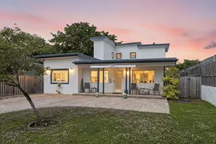 1129 NE 16th St, Fort Lauderdale, FL 33304 - Photo 1