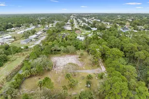 4911 Grovers Rd, Fort Pierce, FL 34951 - Photo 1