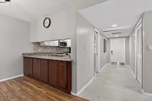 3503 Oaks Way, Pompano Beach, FL 33069 - Photo 14