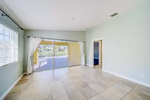 8199 St Johns Ct, Wellington, FL 33414 - Photo 8