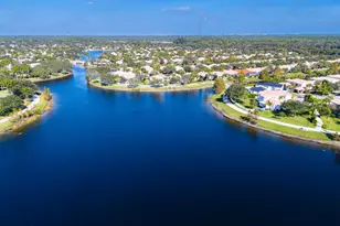 8199 St Johns Ct, Wellington, FL 33414 - Photo 38