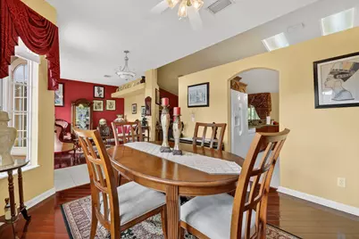 601 NW Riverside Drive, Port Saint Lucie, FL 34983 - Photo 6