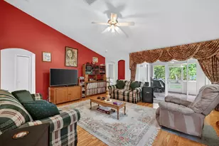 601 NW Riverside Dr, Port Saint Lucie, FL 34983 - Photo 14