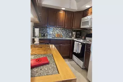 34 Hastings C #34, West Palm Beach, FL 33417 - Photo 4