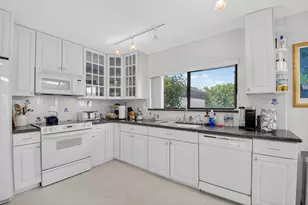 19629 Bay Cove Dr, Boca Raton, FL 33434 - Photo 16