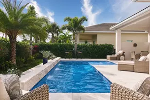 10088 Regency Wy, Palm Beach Gardens, FL 33412 - Photo 16