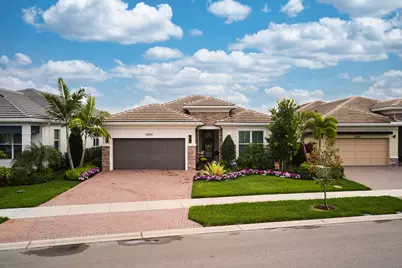 10088 Regency Way, Palm Beach Gardens, FL 33412 - Photo 1