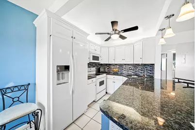 203 Coventry I #203, West Palm Beach, FL 33417 - Photo 4