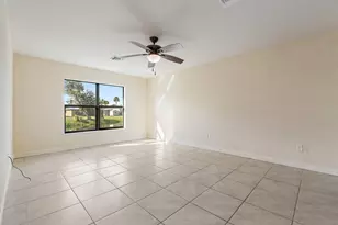 3 S Granada Ln, Port Saint Lucie, FL 34952 - Photo 14