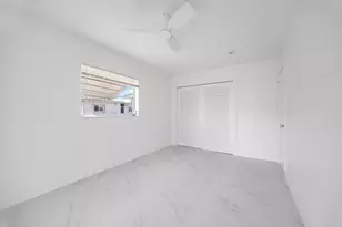 8508 NW 59th Pl, Tamarac, FL 33321 - Photo 10