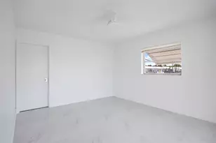 8508 NW 59th Pl, Tamarac, FL 33321 - Photo 14