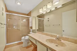 10631 Ocean Palm Way, Boynton Beach, FL 33437 - Photo 18