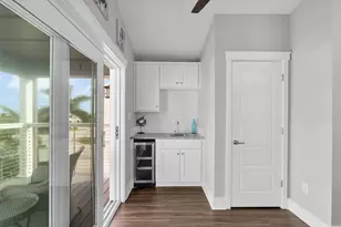 101 11th St, Marathon, FL 33050 - Photo 14