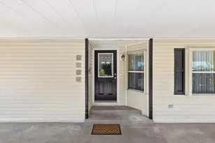 8162 13th Hole Dr, Port Saint Lucie, FL 34952 - Photo 4