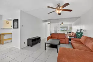 52 Mansfield B, Boca Raton, FL 33434 - Photo 6