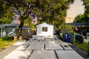 1126 NW 4th Ave, Fort Lauderdale, FL 33311 - Photo 2