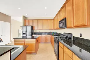 108 Devonshire Cir, Royal Palm Beach, FL 33414 - Photo 14